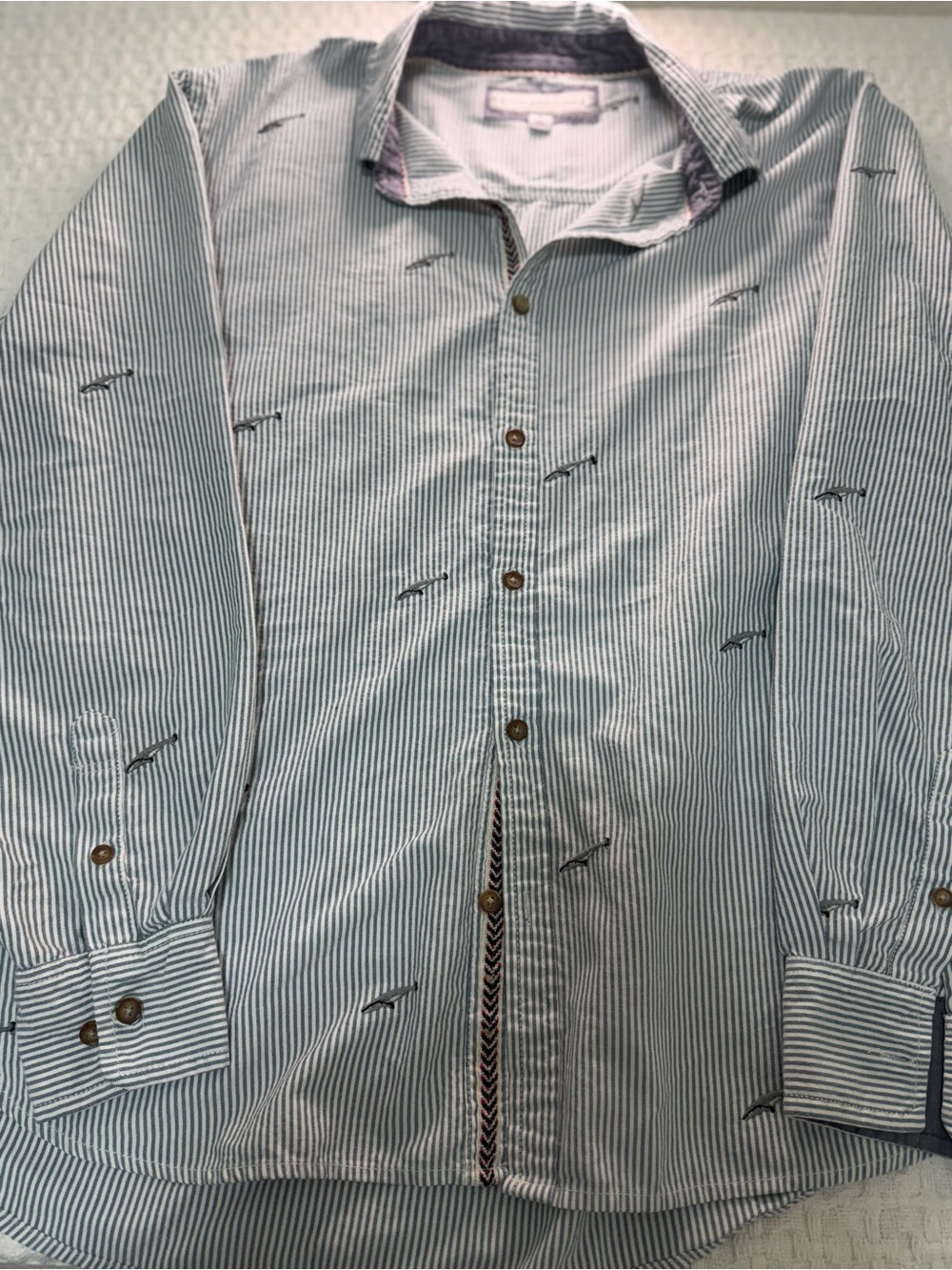 PD&C Men's Light Blue & White Striped Button-Down Shirt